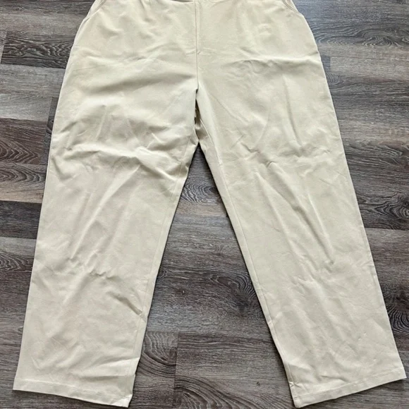 L.L. Bean Women’s Perfect Fit Straight Leg Pants 2X - Picture 3 of 6